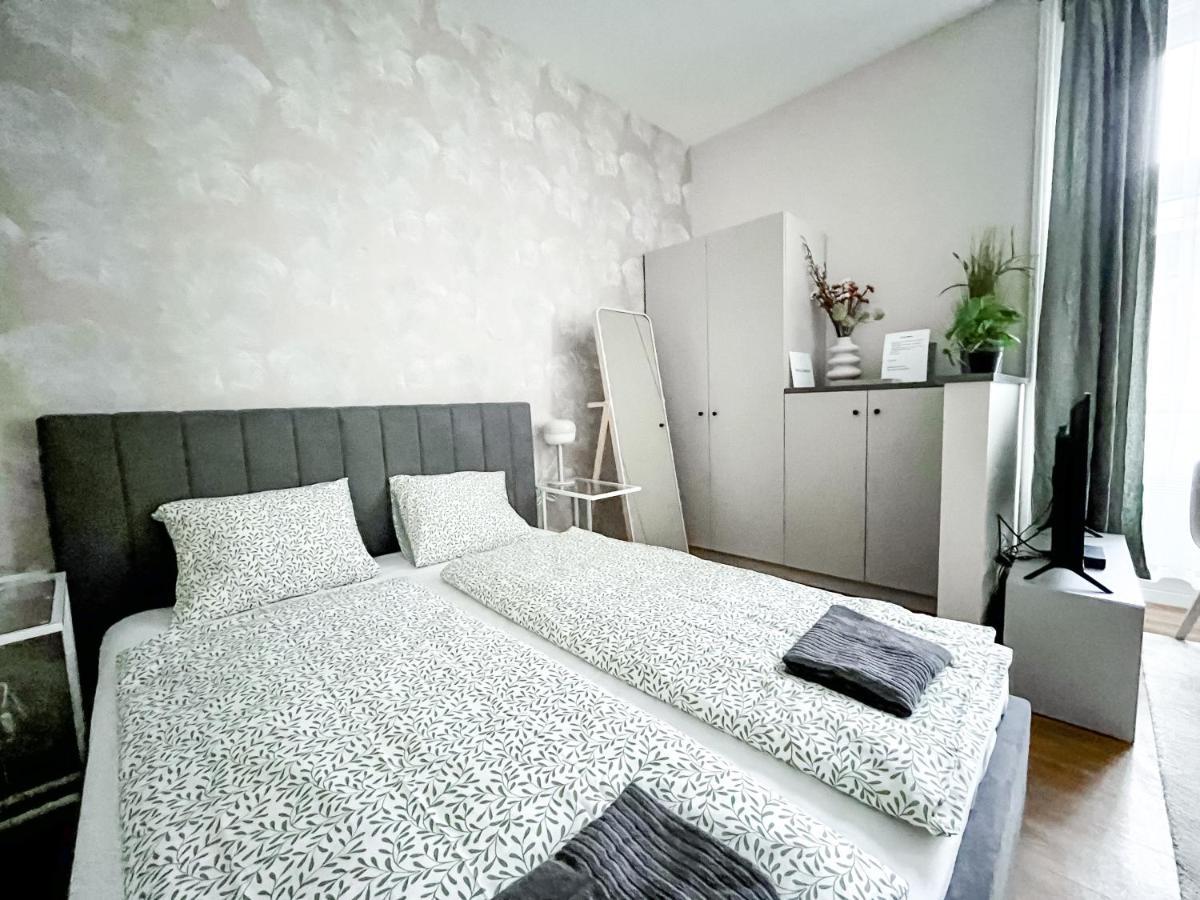 T32 Modern Budapest
