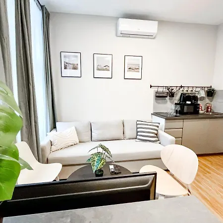 T32 Central Modern Suites Budapest Exterior foto