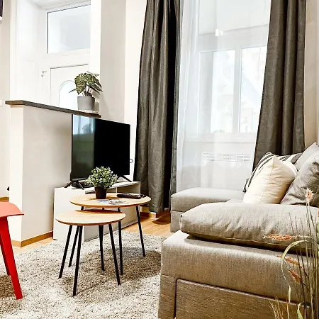 T32 Central Modern Suites Budapest Exterior foto