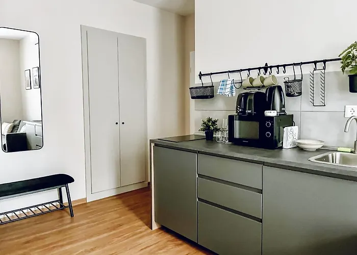T32 Central Modern Suites