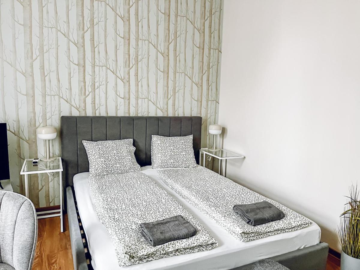 Apartament T32 Modern