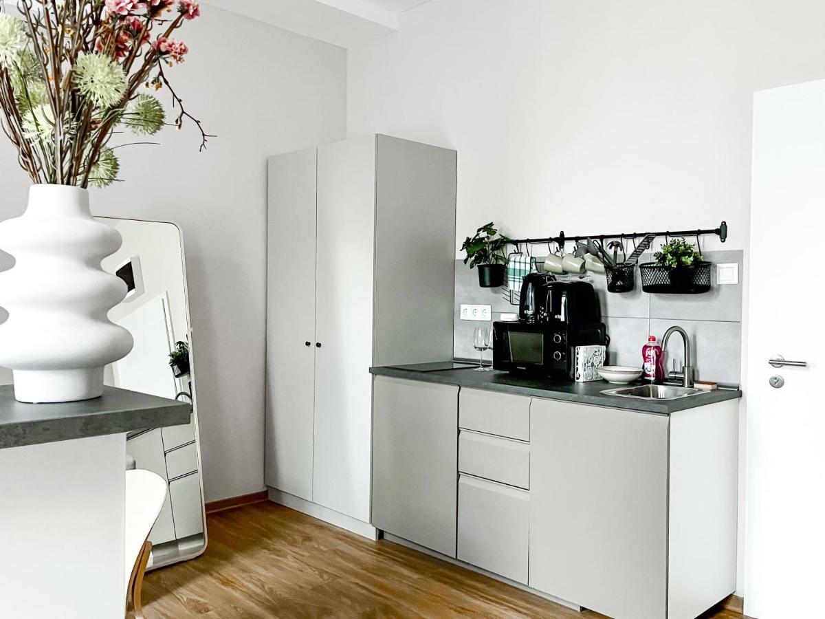 T32 Modern