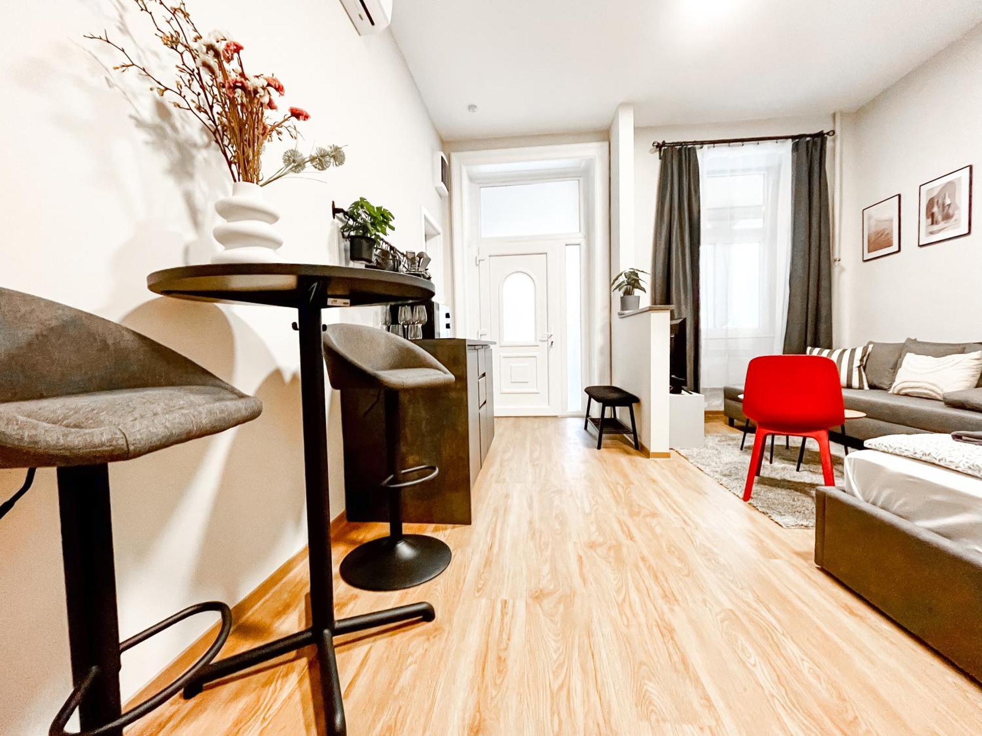T32 Modern